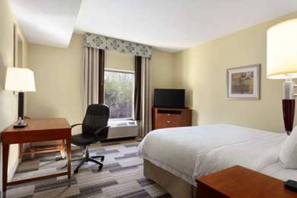 Hampton Inn &amp; Suites Birmingham East Irondale 3