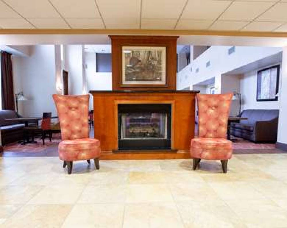 Hampton Inn &amp; Suites Blairsville 6