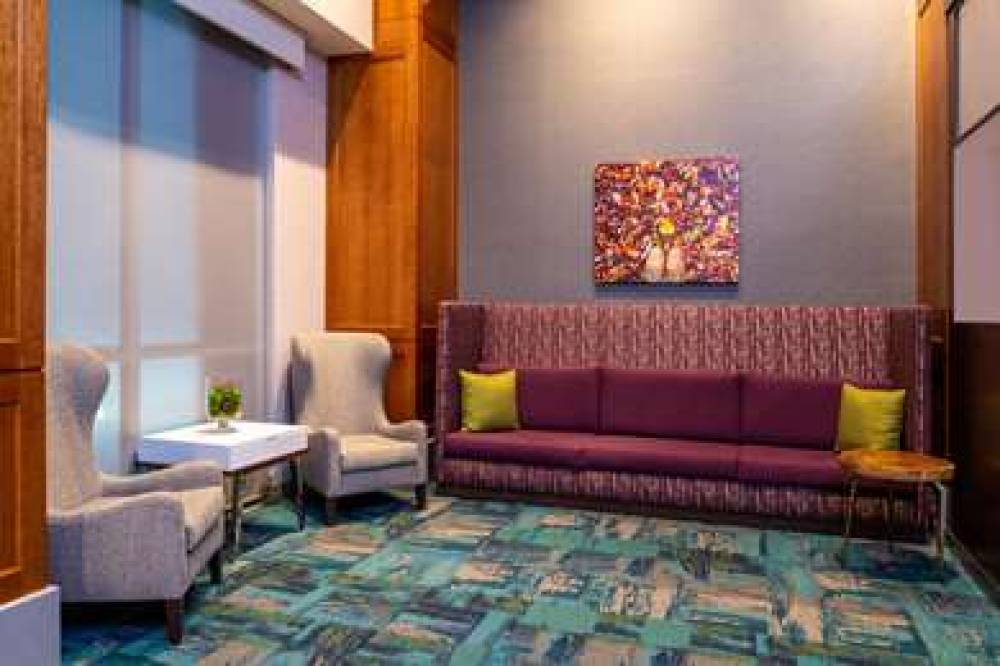 Hampton Inn &amp; Suites Boise/Spectrum 7