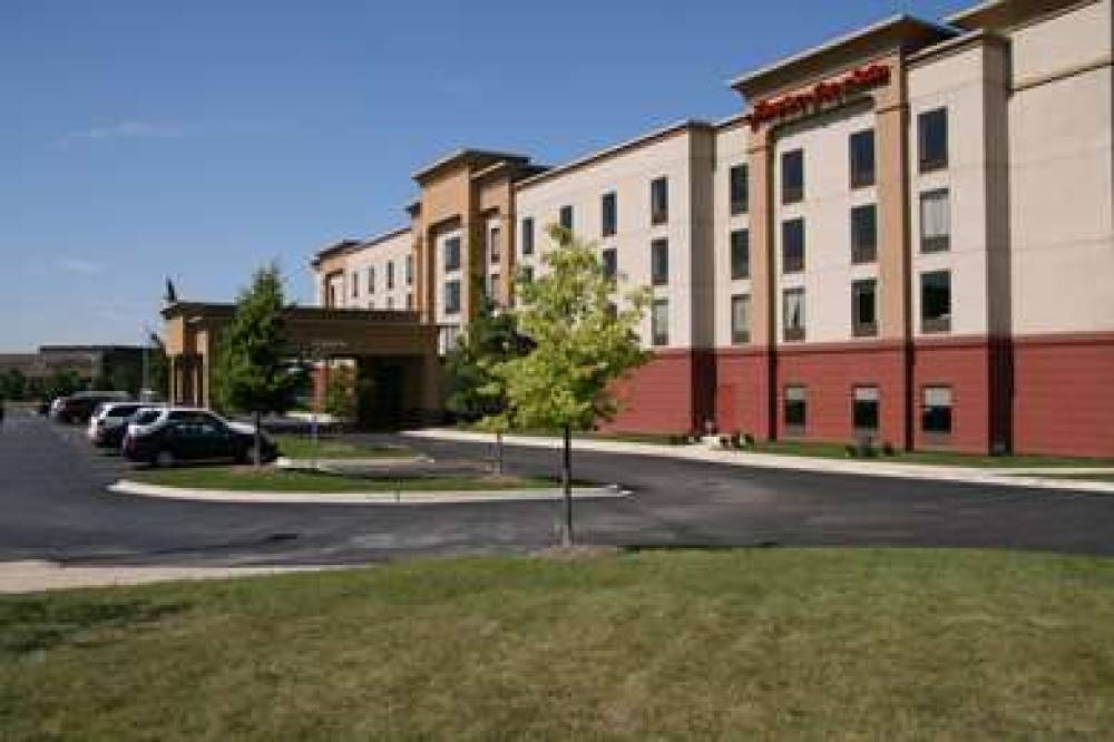 Hampton Inn &amp; Suites Bolingbrook 2