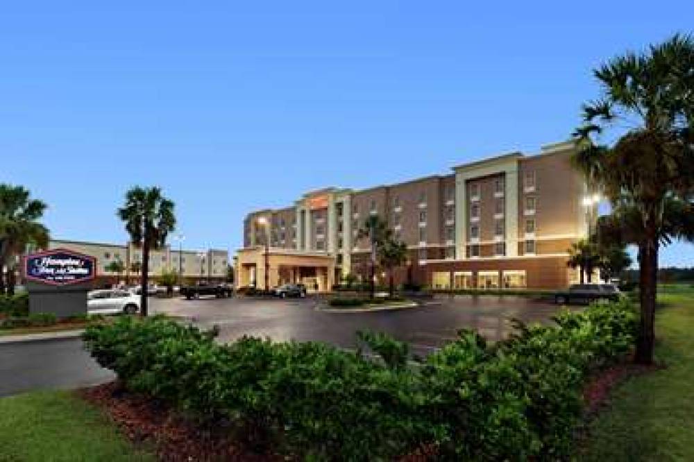 Hampton Inn &amp; Suites Brunswick 2