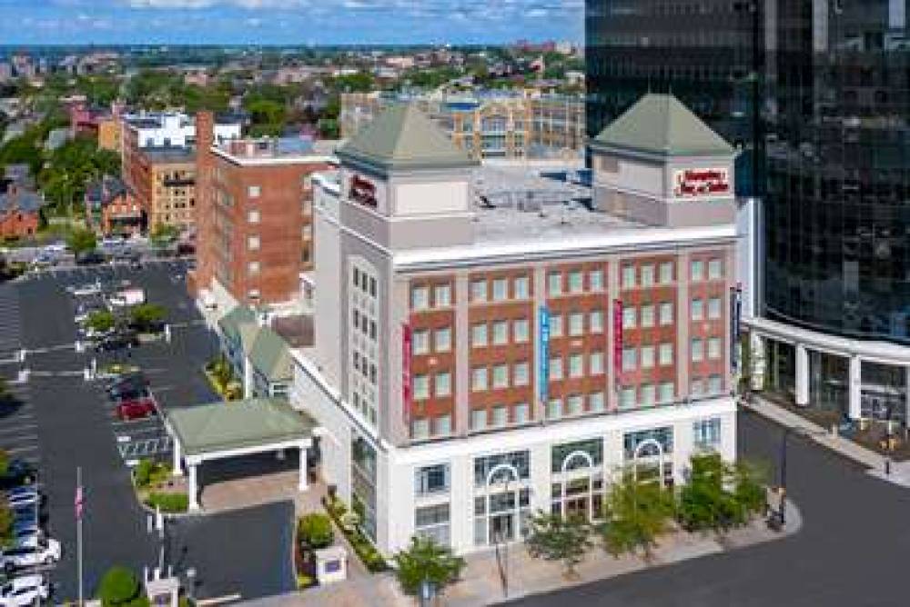 Hampton Inn &Amp; Suites Buffalo/Downtown