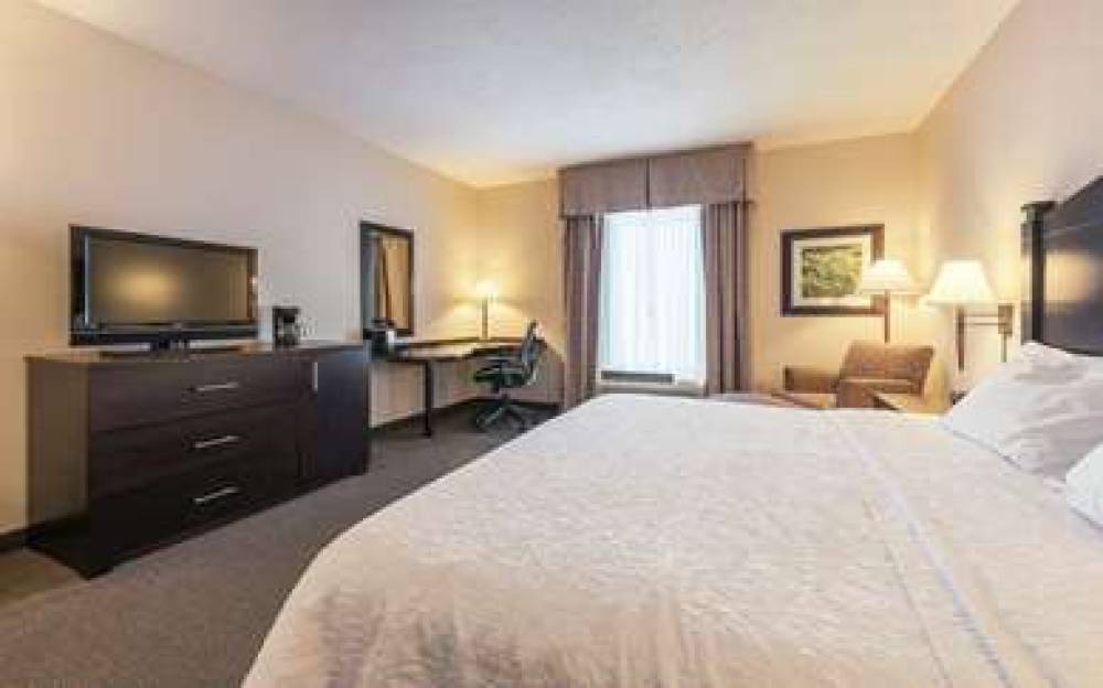 Hampton Inn &amp; Suites By Hilton Moncton 6