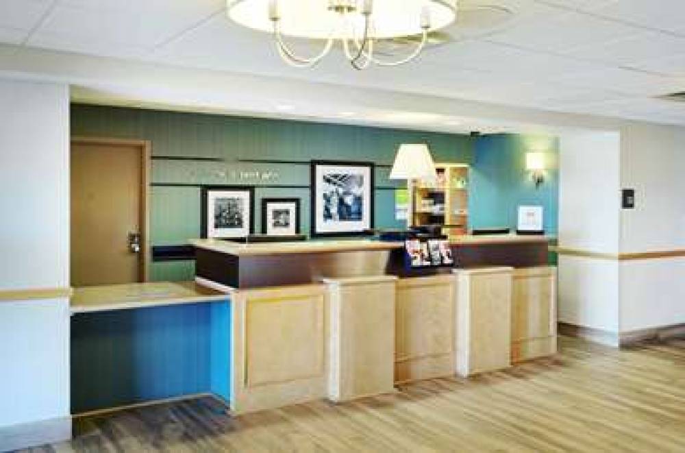 Hampton Inn &amp; Suites By Hilton Saint John 8