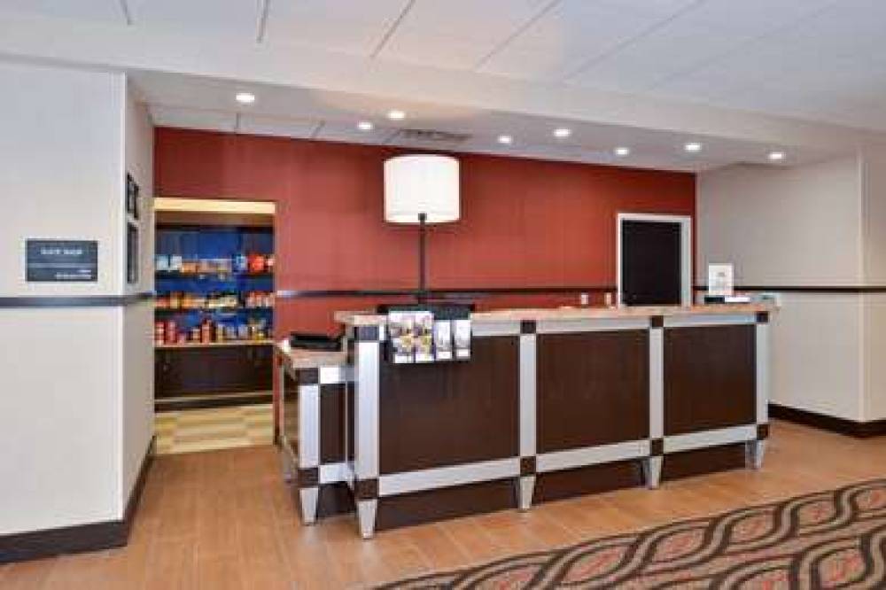 Hampton Inn &amp; Suites California University-Pi 2