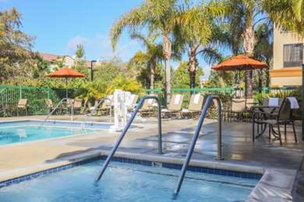 Hampton Inn &amp; Suites Camarillo 8