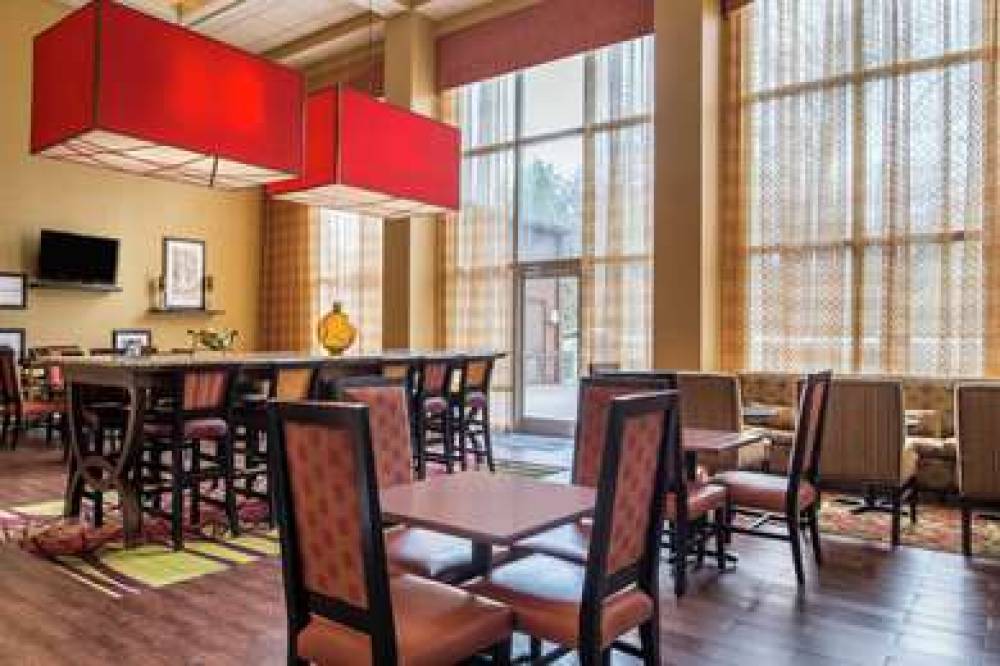 Hampton Inn &amp; Suites Charlotte-Arrowood 9