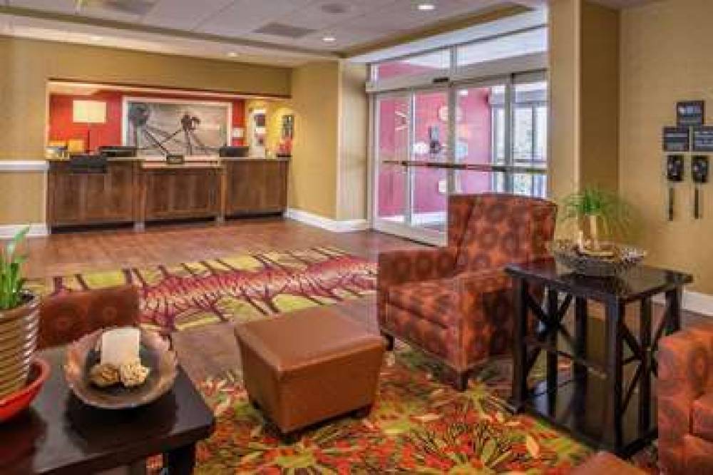 Hampton Inn &amp; Suites Charlotte-Arrowood 7