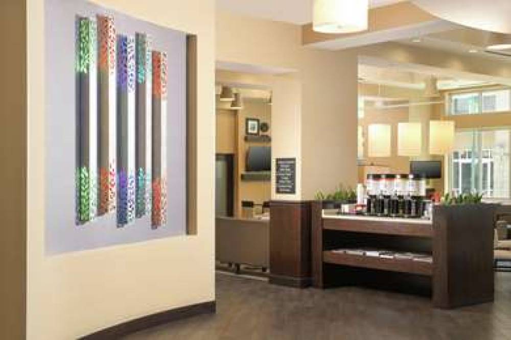 Hampton Inn &amp; Suites Chattanooga/Downtown 3