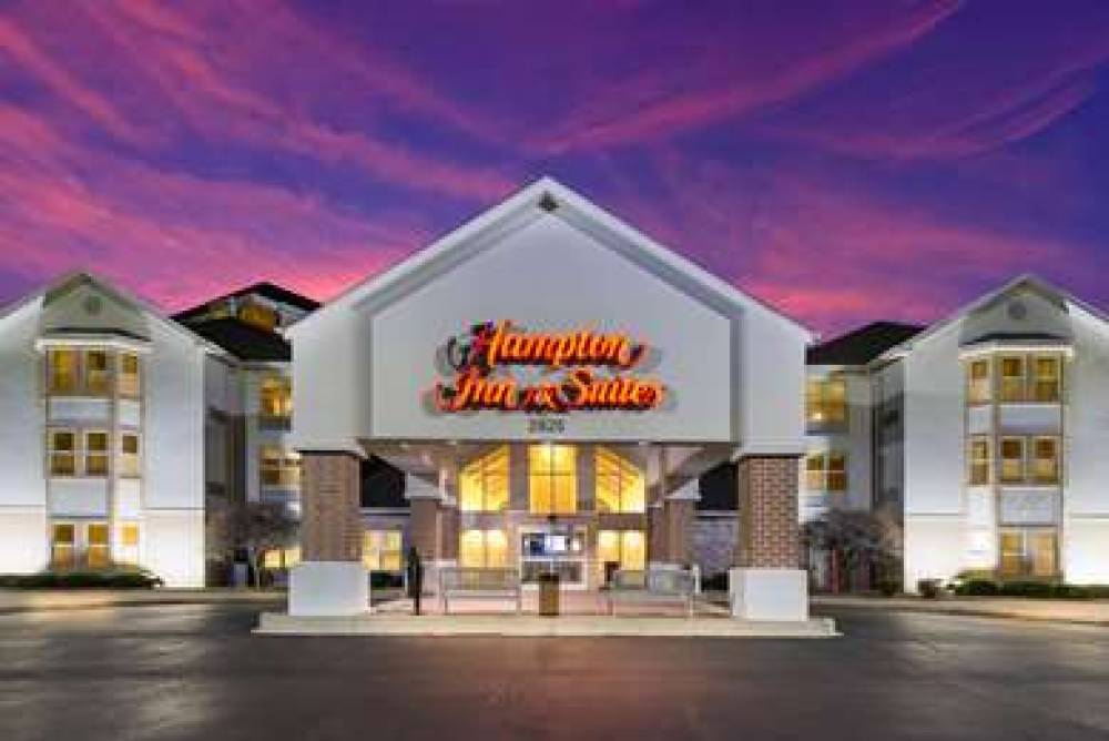 Hampton Inn &amp; Suites Chicago-Hoffman Estates 1