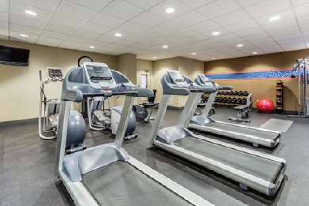 Hampton Inn &amp; Suites Chicago-Libertyville 10