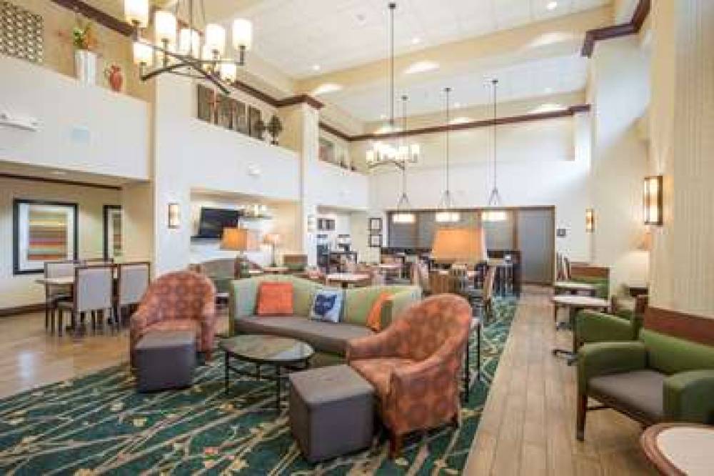 Hampton Inn &amp; Suites Cincinnati-Union Centre 10