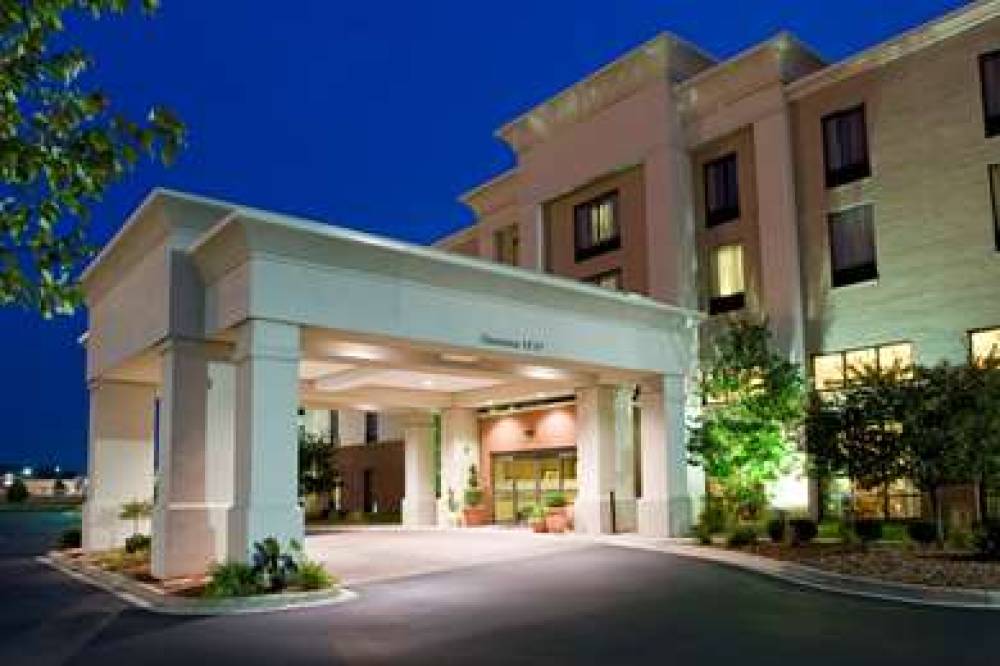 Hampton Inn &amp; Suites Cincinnati-Union Centre 5