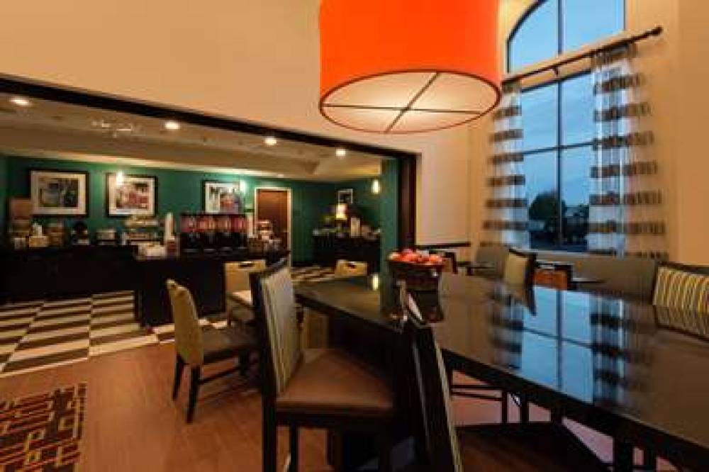 Hampton Inn &amp; Suites - Clarksville, TN 10