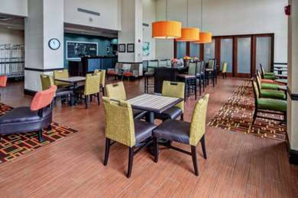 Hampton Inn &amp; Suites - Clarksville, TN 5