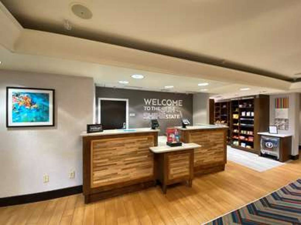 Hampton Inn &amp; Suites Clearwater/St. Petersbur 3