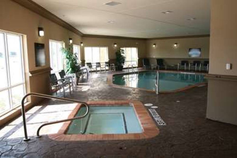 Hampton Inn &amp; Suites Cleburne, TX 9