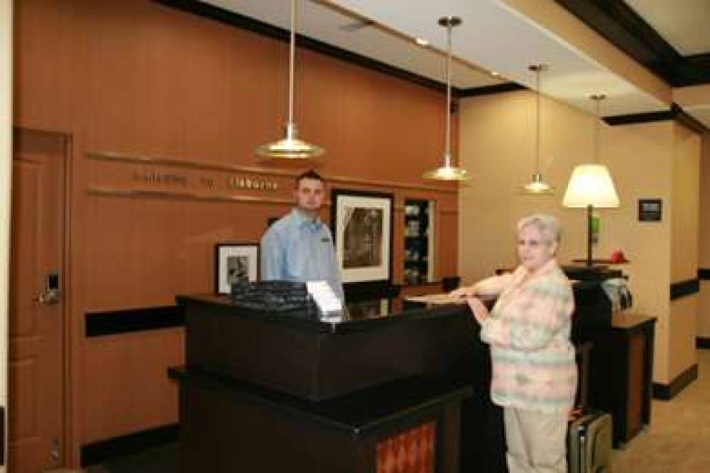 Hampton Inn &amp; Suites Cleburne, TX 5