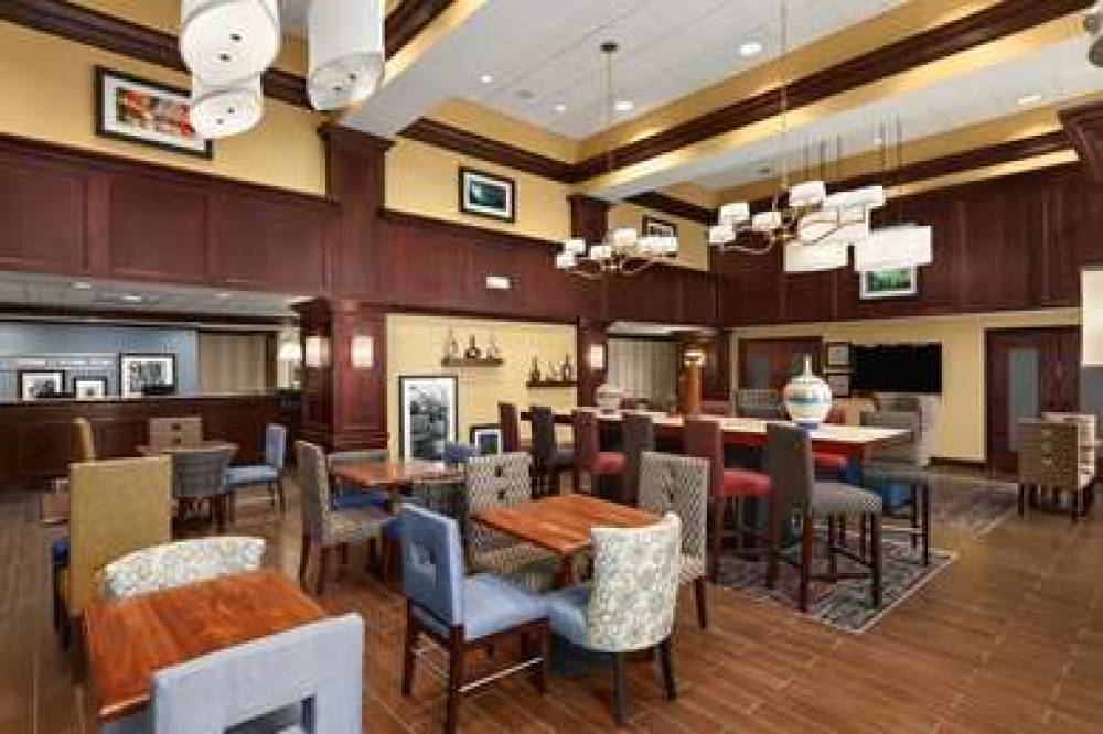 Hampton Inn &amp; Suites Cleveland-Beachwood 3