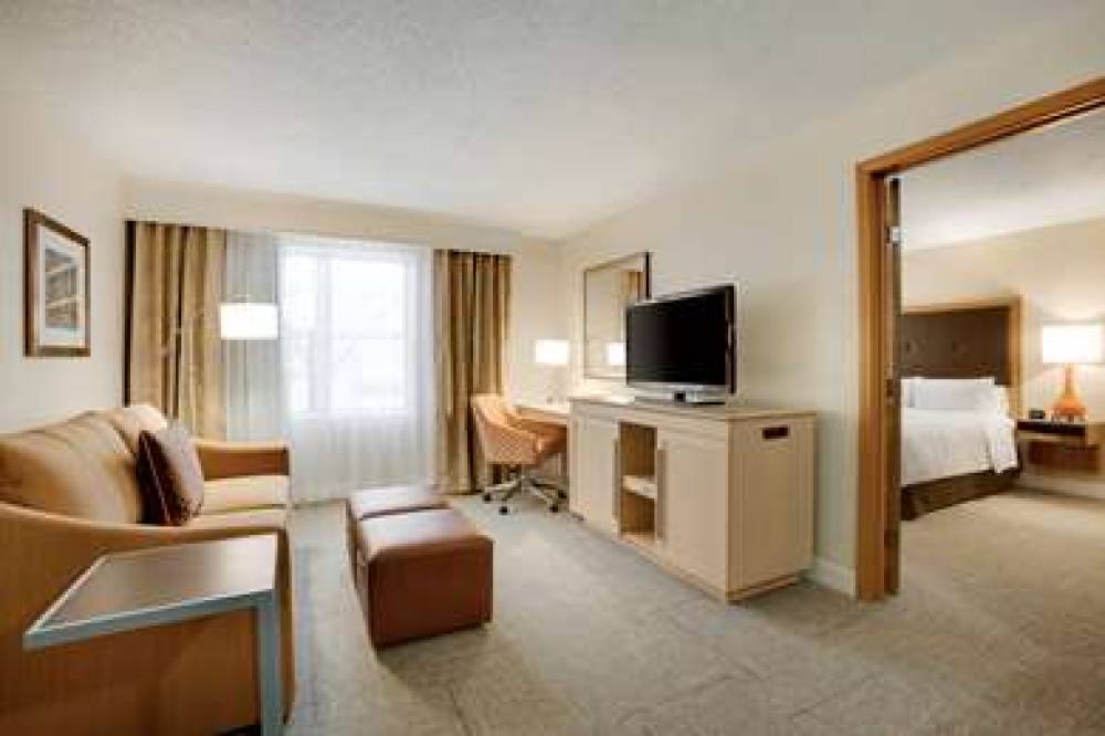 Hampton Inn &amp; Suites Cleveland-Independence 9