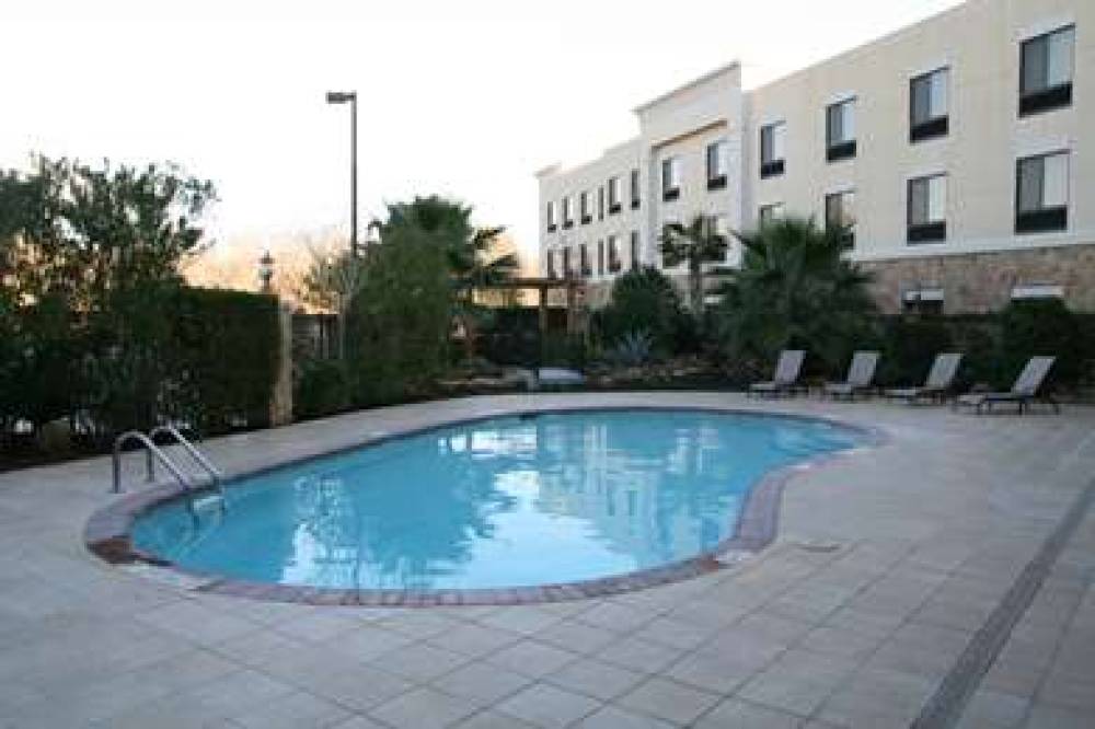 Hampton Inn &amp; Suites College Station/US 6-Eas 7