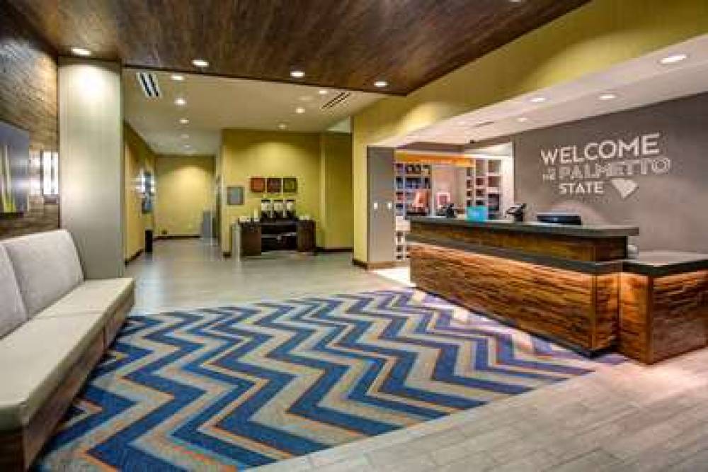 Hampton Inn &amp; Suites Columbia/Southeast Ft. J 4