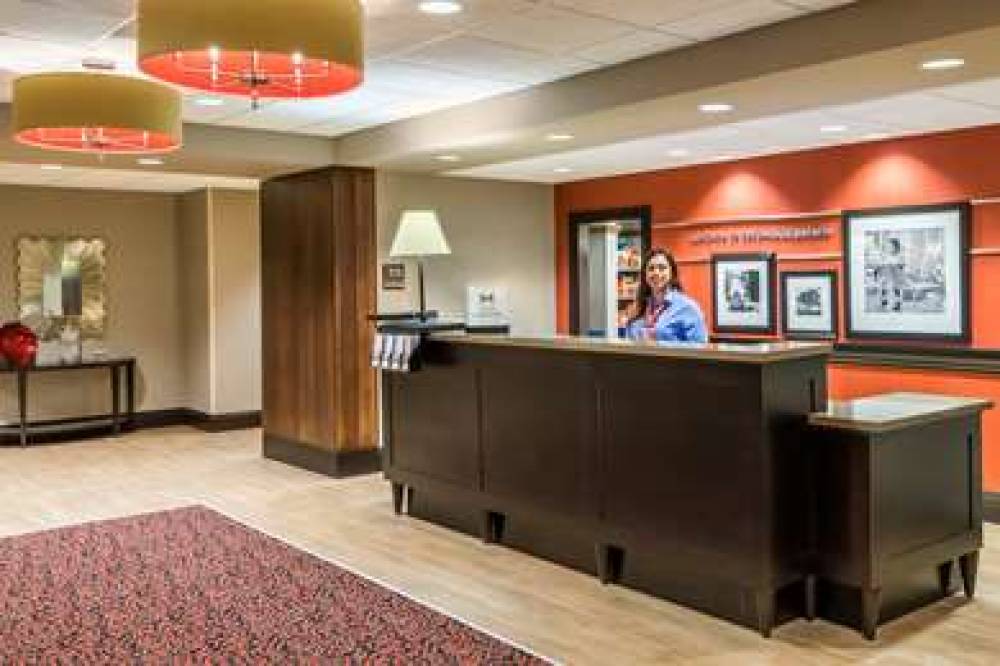 Hampton Inn &amp; Suites Columbus Polaris 5