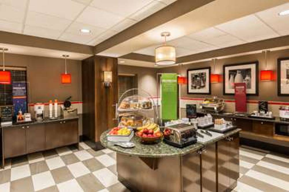 Hampton Inn &amp; Suites Columbus Polaris 10