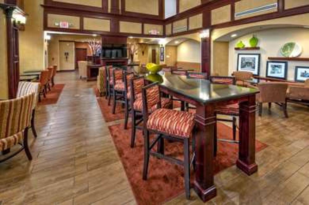 Hampton Inn &amp; Suites Corsicana 6