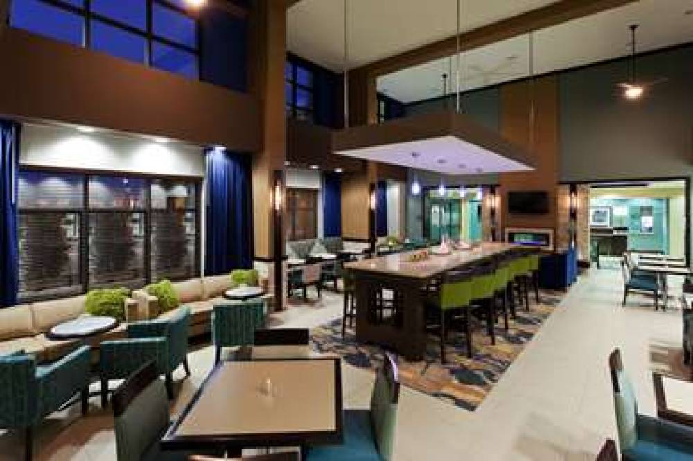 Hampton Inn &amp; Suites Denver/Airport-Gateway P 4