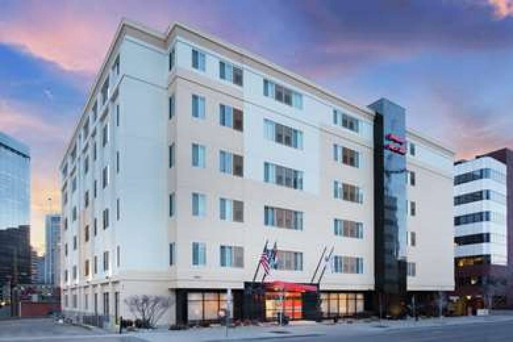 Hampton Inn &amp; Suites Denver-Downtown, CO 1