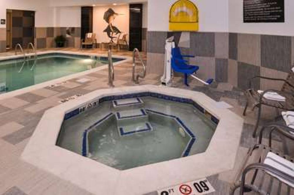 Hampton Inn &amp; Suites Denver-Speer Boulevard 6