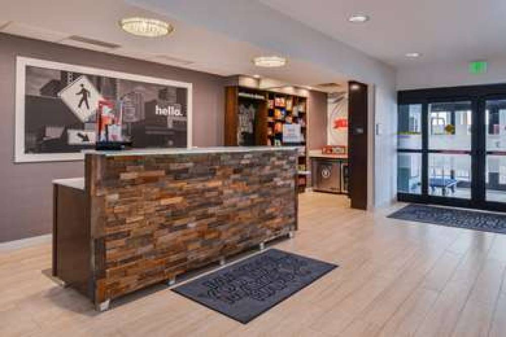 Hampton Inn &amp; Suites Denver-Speer Boulevard 4