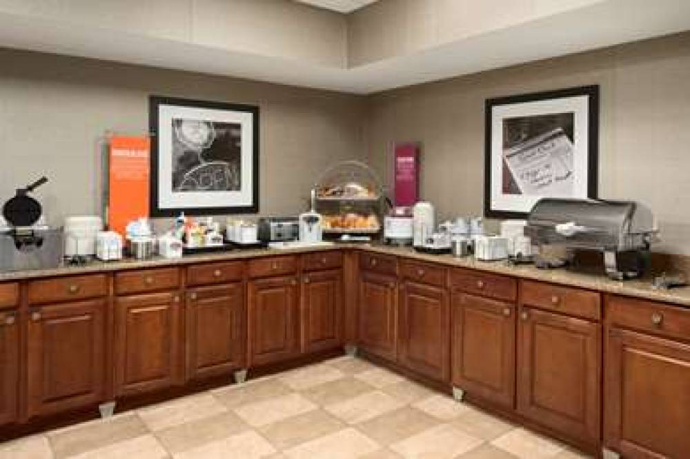 Hampton Inn &amp; Suites Detroit/Sterling Heights 8