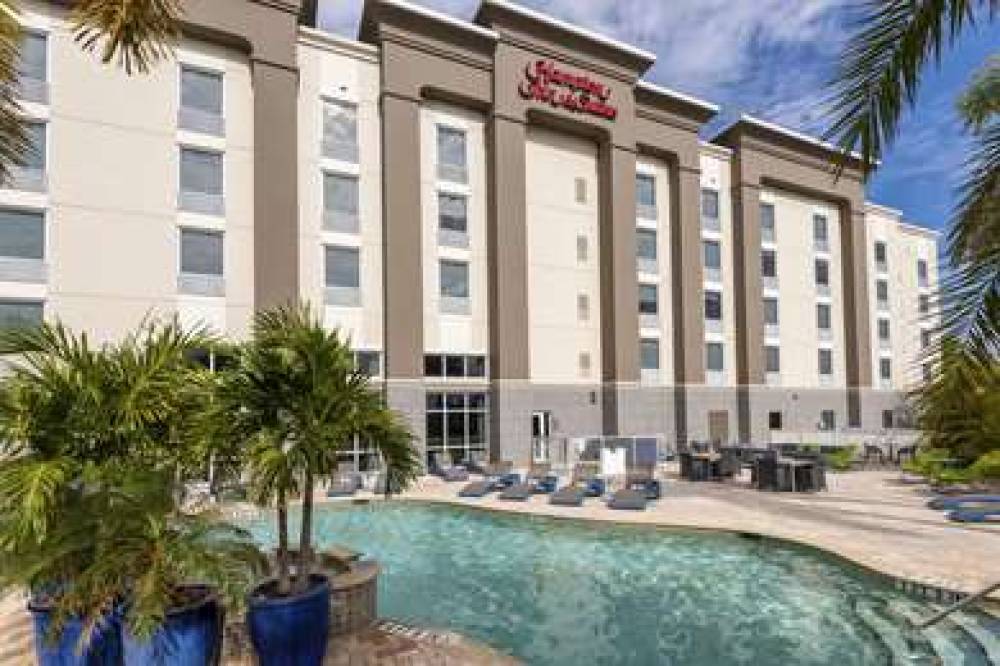 Hampton Inn &amp; Suites Fort Myers-Colonial Blvd. 1