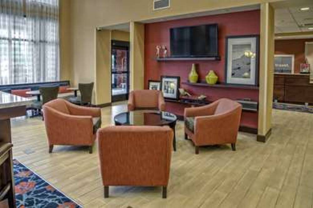 Hampton Inn &amp; Suites Fort Myers-Estero/FGCU,  4