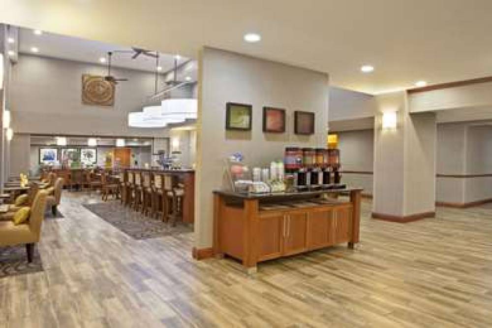 Hampton Inn &amp; Suites Fort Worth-West-I-30 6