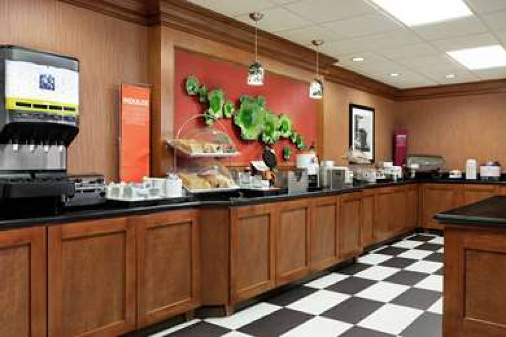 Hampton Inn &amp; Suites Frederick-Fort Detrick 9