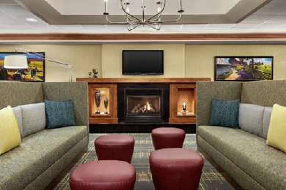 Hampton Inn &amp; Suites Frederick-Fort Detrick 4