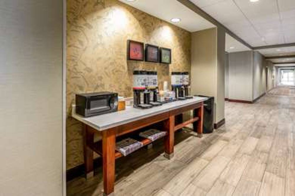 Hampton Inn &amp; Suites Fredericksburg-at Celebr 9