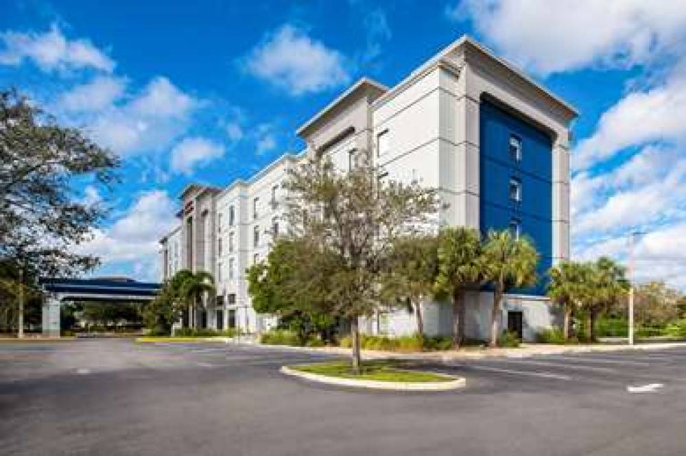 Hampton Inn &amp; Suites Ft. Lauderdale West-Sawg 5