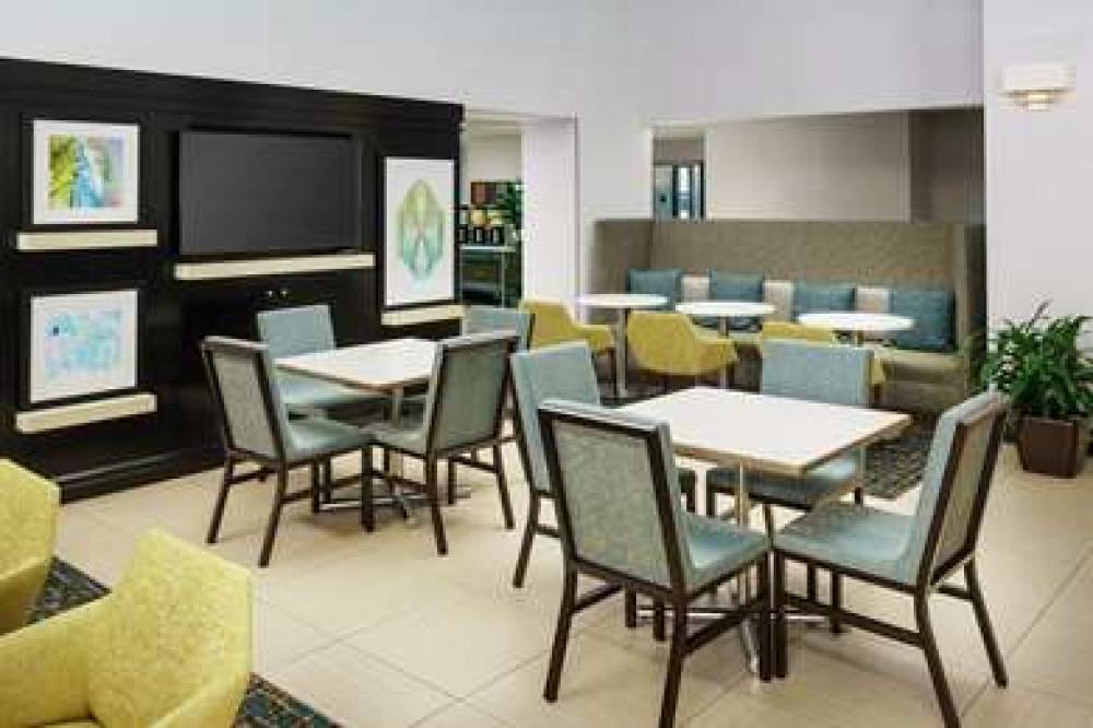 Hampton Inn &amp; Suites Ft. Lauderdale West-Sawg 10