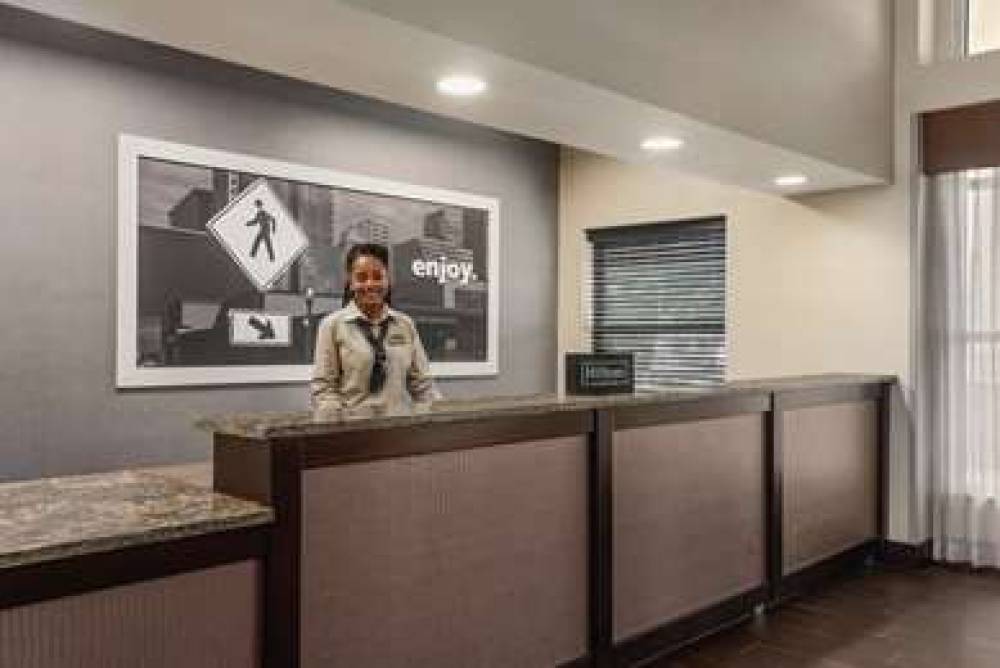 Hampton Inn &amp; Suites Ft. Wayne-North 6