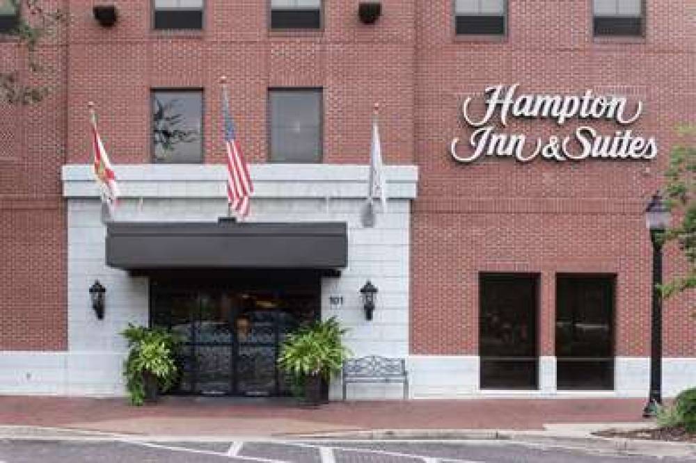 Hampton Inn &amp; Suites Gainesville Downtown 3