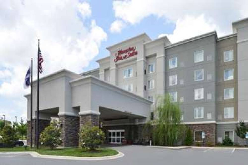 Hampton Inn &amp; Suites Greensboro/Coliseum Area 1