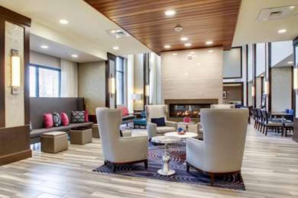 Hampton Inn &amp; Suites - Greenville Airport, SC 9