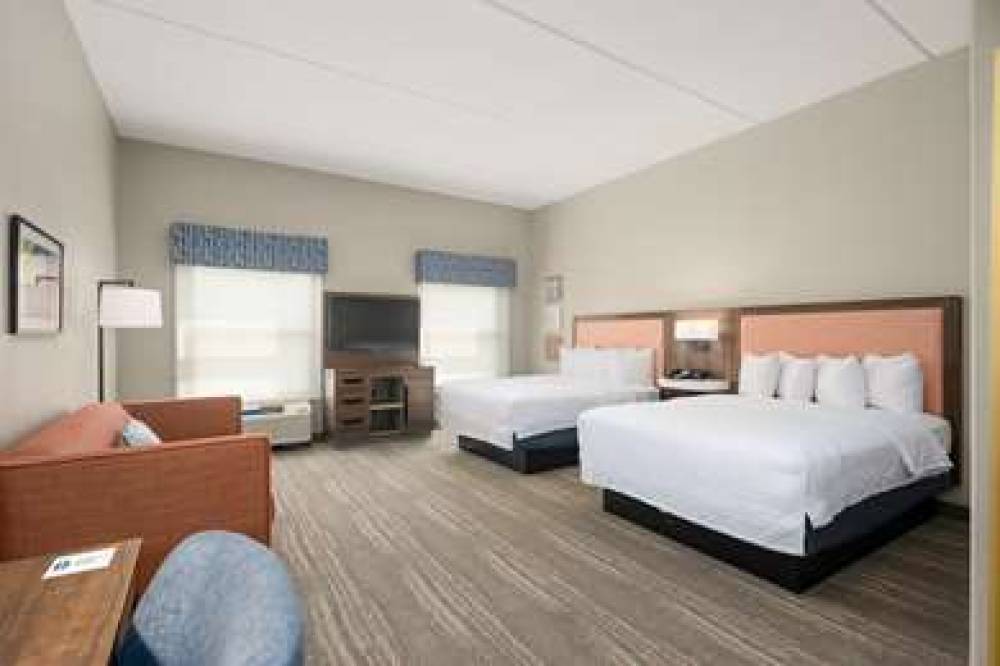 Hampton Inn &amp; Suites Harlingen 9