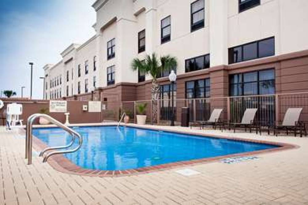 Hampton Inn &amp; Suites Harlingen 5