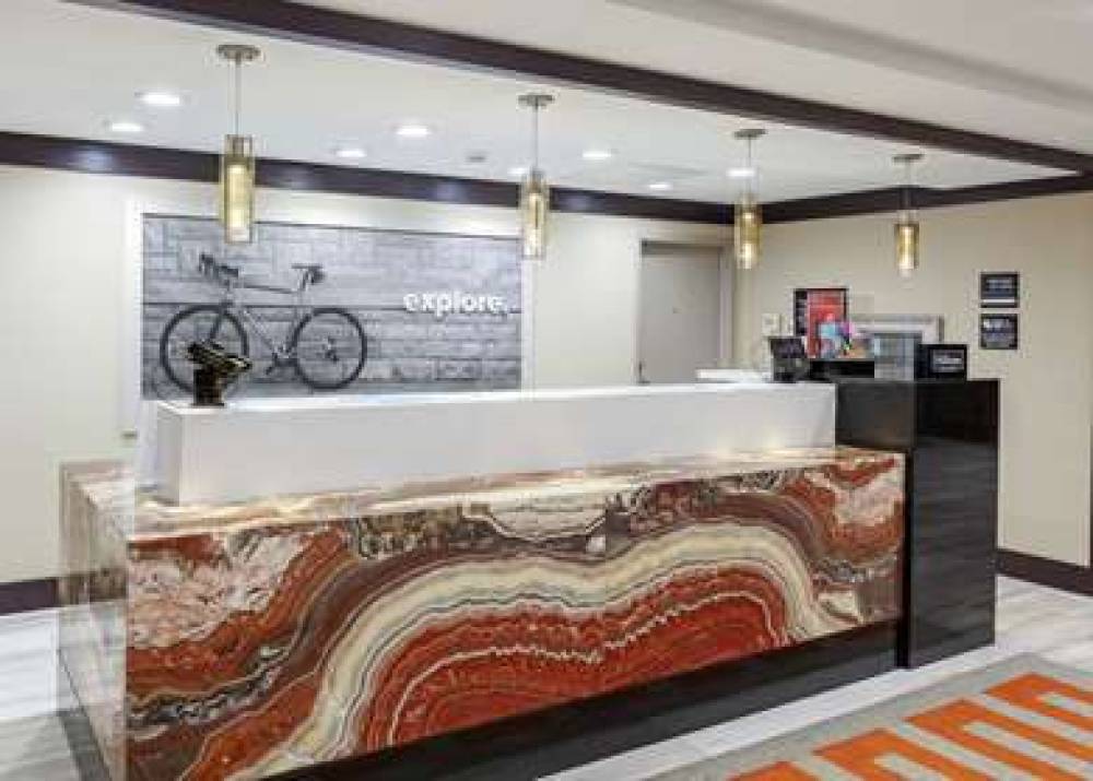 Hampton Inn &amp; Suites Houston-Bush Intercontin 4