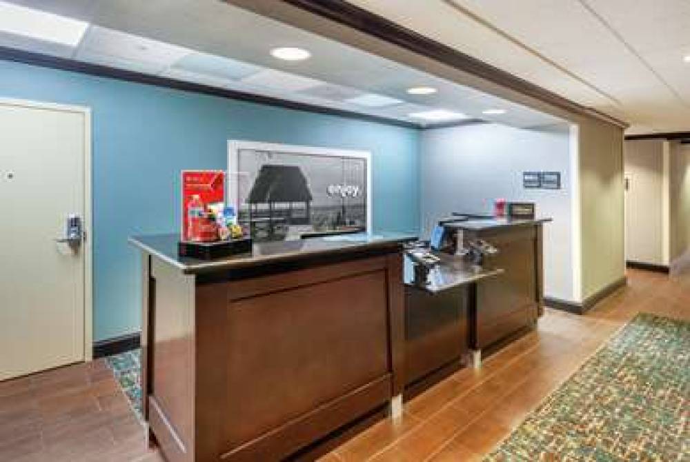 Hampton Inn &amp; Suites Houston/League City, TX 3